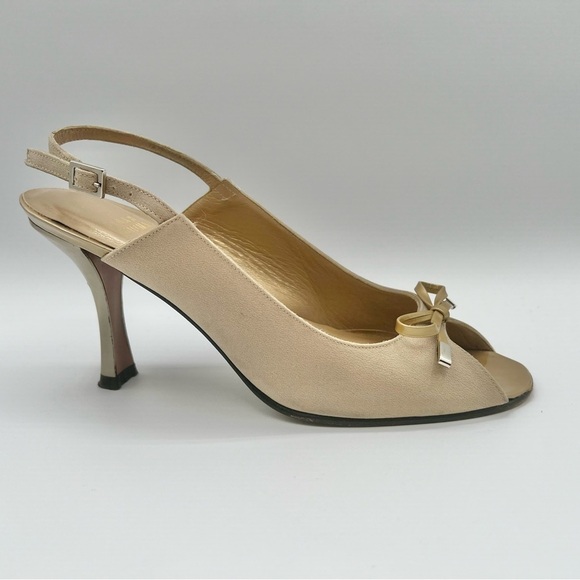 STUART WEITZMAN  GOLD PUMP HEELS OPEN TOE SANDALS SLING BACK ADJUSTABLE STRAP 7M - Picture 3 of 14